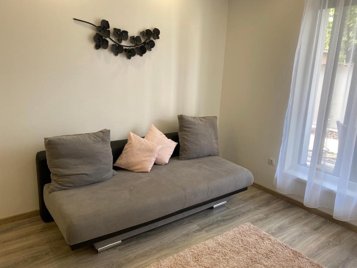 Oasis Apartman Hajdúszoboszló Eksteriør bilde